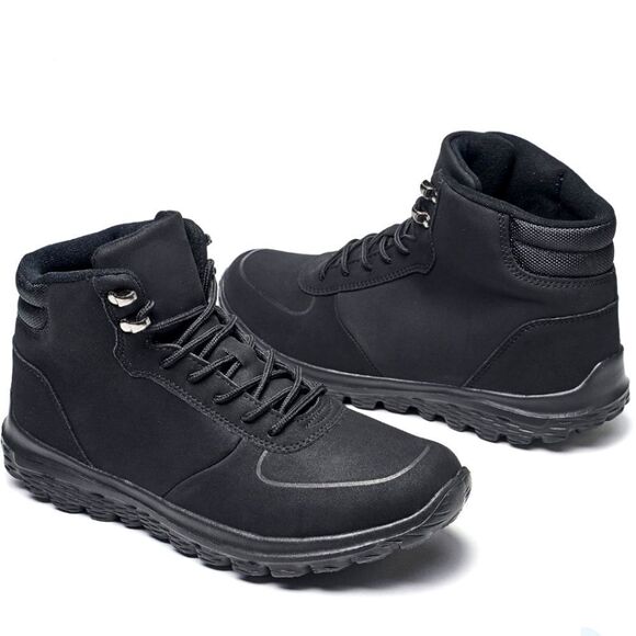 CC-Los Boots Water Resistant All Day Comfortable Black boots size 5.5 - Picture 1 of 1